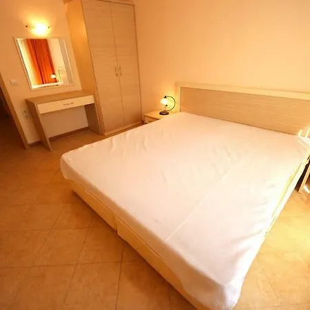 Royal Sun Apartment Eh Apartment